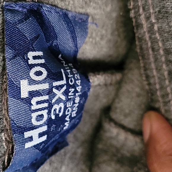 Men's joggers - Picture 3 of 4